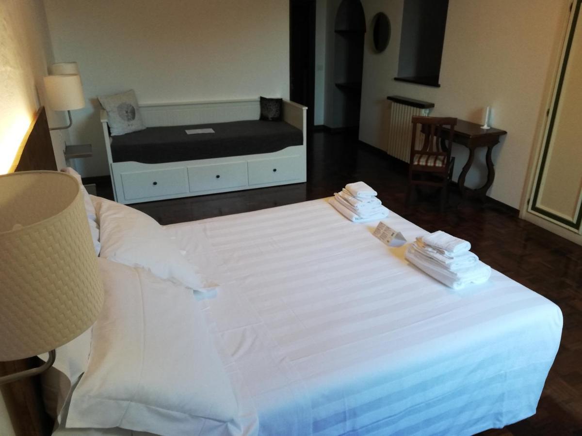 Hotel La Fortezza Assisi Bagian luar foto