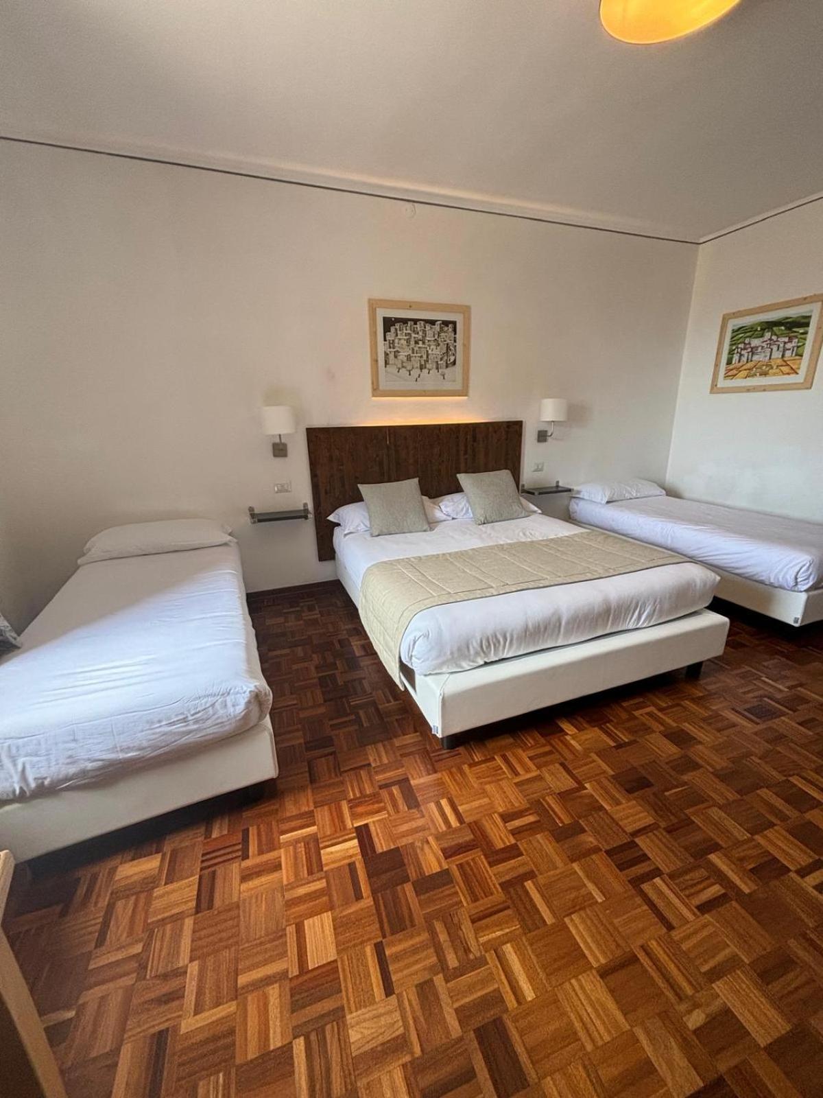 Hotel La Fortezza Assisi Bagian luar foto